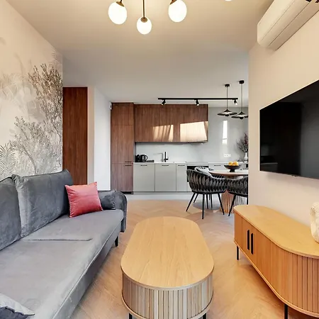 Doki Living - Foodhall & Parking By Downtown Apartments Gdansk Exterior photo