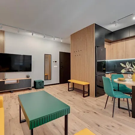 Doki Living - Foodhall & Parking By Downtown Apartments Gdansk Room photo