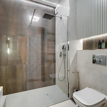 Doki Living - Foodhall & Parking By Downtown Apartments Gdansk Room photo
