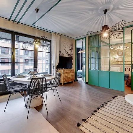Doki Living - Foodhall & Parking By Downtown Apartments Gdansk Room photo
