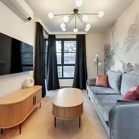 Doki Living - Foodhall & Parking By Downtown Apartments Gdansk Room photo