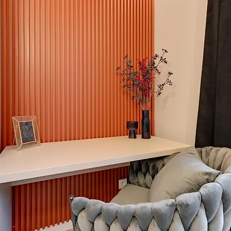 Doki Living - Foodhall & Parking By Downtown Apartments Gdansk Room photo