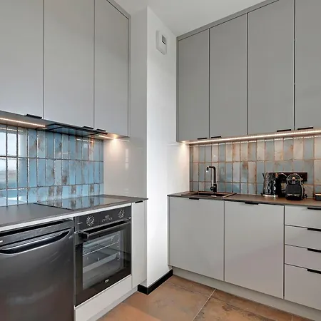Doki Living - Foodhall & Parking By Downtown Apartments Gdansk Room photo