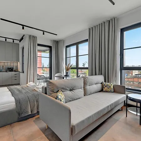 Doki Living - Foodhall & Parking By Downtown Apartments Gdansk Room photo