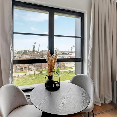 Doki Living - Foodhall & Parking By Downtown Apartments Gdansk Room photo