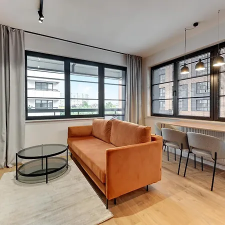 Doki Living - Foodhall & Parking By Downtown Apartments Gdansk Room photo
