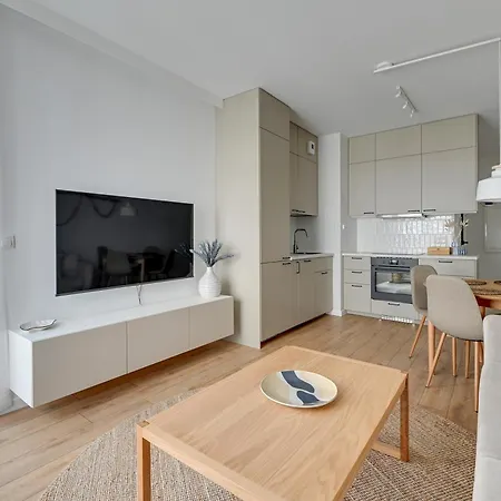 Doki Living - Foodhall & Parking By Downtown Apartments Gdansk Room photo