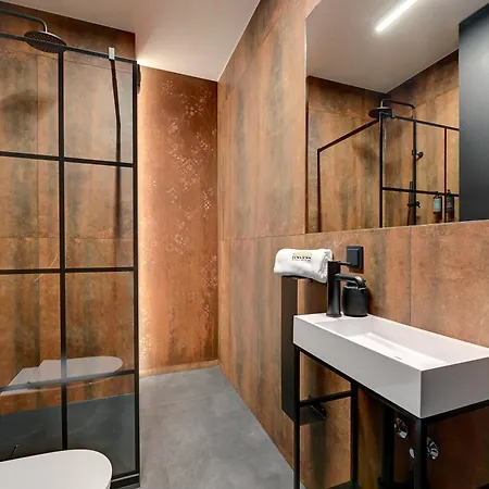Doki Living - Foodhall & Parking By Downtown Apartments Gdansk Room photo