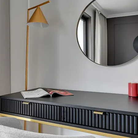 Doki Living - Foodhall & Parking By Downtown Apartments Gdansk Room photo