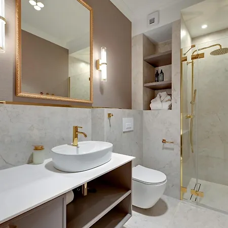 Doki Living - Foodhall & Parking By Downtown Apartments Gdansk Room photo
