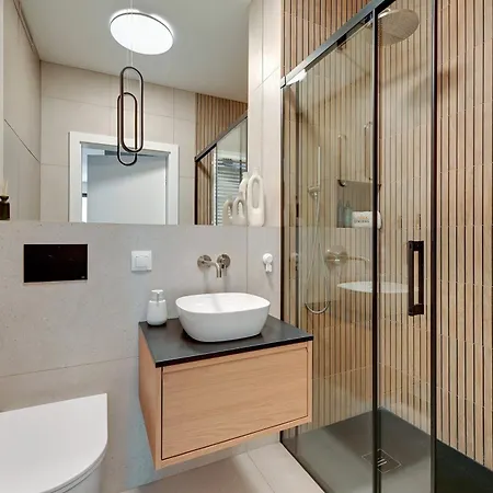 Doki Living - Foodhall & Parking By Downtown Apartments Gdansk Room photo