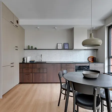 Doki Living - Foodhall & Parking By Downtown Apartments Gdansk Room photo