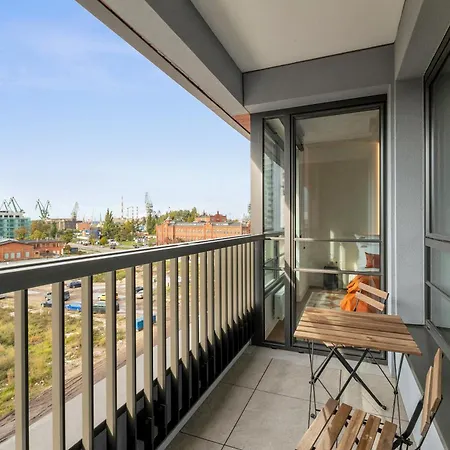 Doki Living - Foodhall & Parking By Downtown Apartments Gdansk Room photo