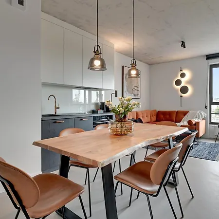 Doki Living - Foodhall & Parking By Downtown Apartments Gdansk Room photo