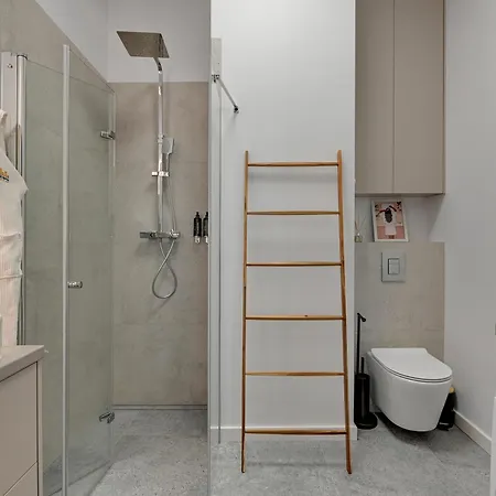 Doki Living - Foodhall & Parking By Downtown Apartments Gdansk Room photo