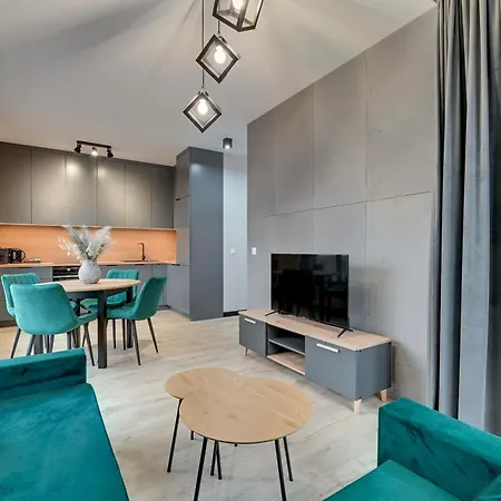 Doki Living - Foodhall & Parking By Downtown Apartments Gdansk Room photo