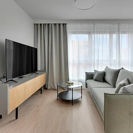 Doki Living - Foodhall & Parking By Downtown Apartments Gdansk Room photo