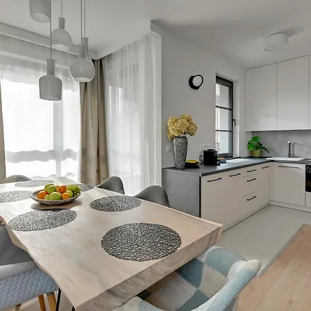 Doki Living - Foodhall & Parking By Downtown Apartments Gdansk Exterior photo
