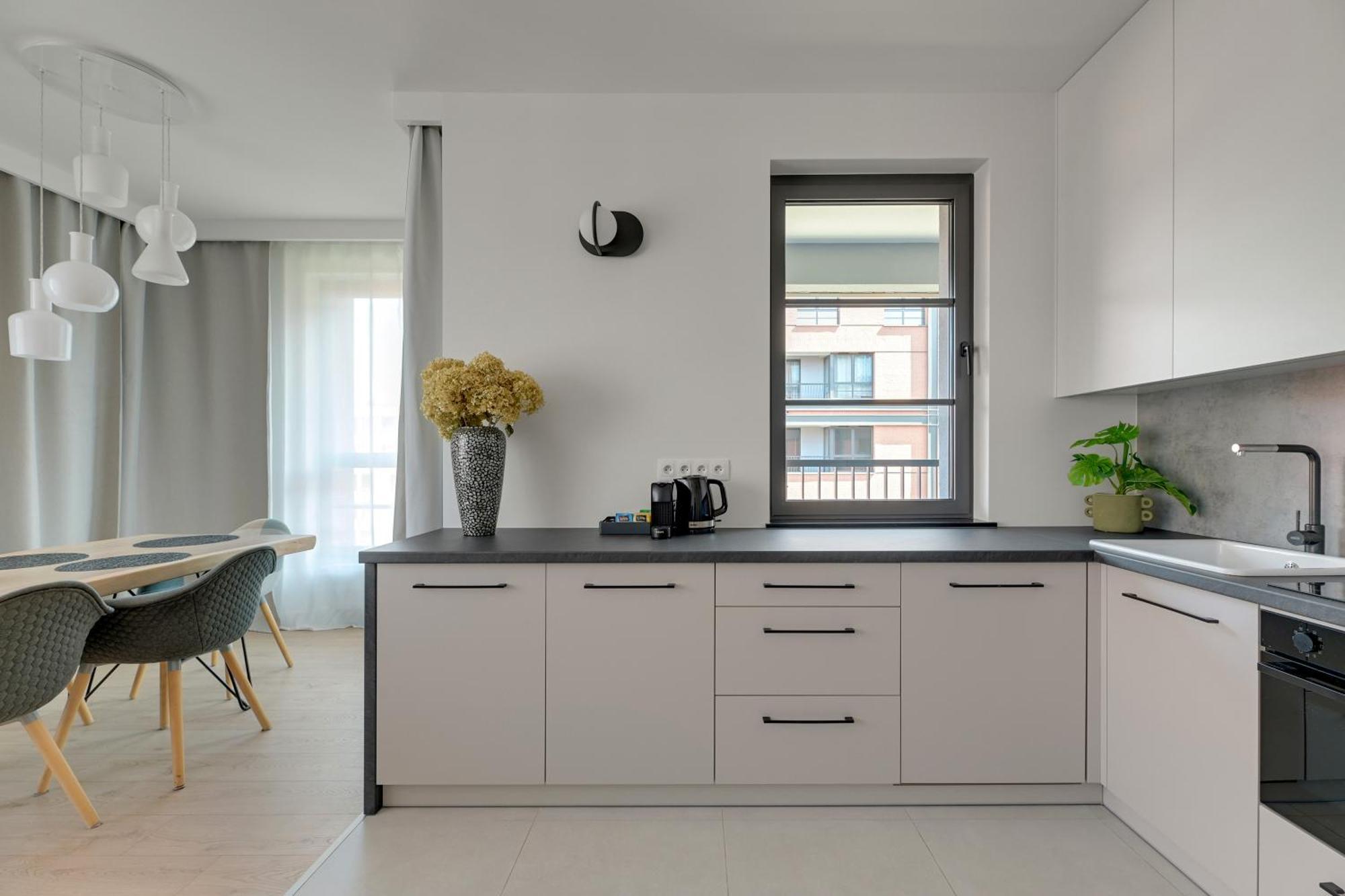 Apartament Doki Living - Foodhall & Parking By Downtown